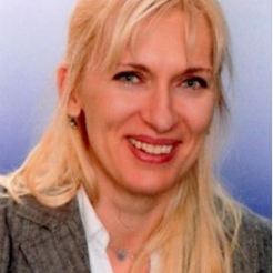 dr Elżbieta Pieńkowska